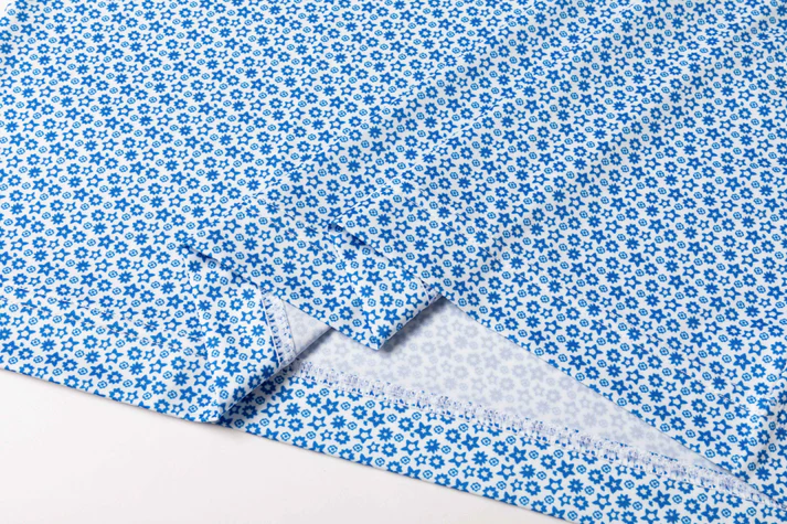 Antimicrobial Quick Dry Polo Shirt with Small Star Pattern in Slim Fit