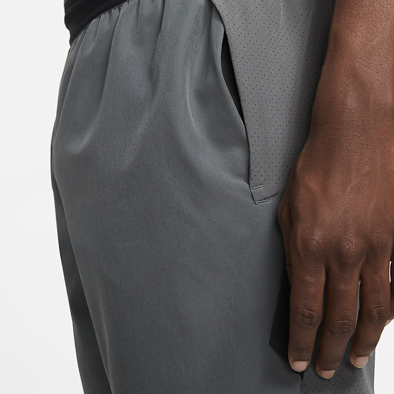 Men's running and jogging shorts for holidays, breathable and with customized logos, which are the new styles of 2022