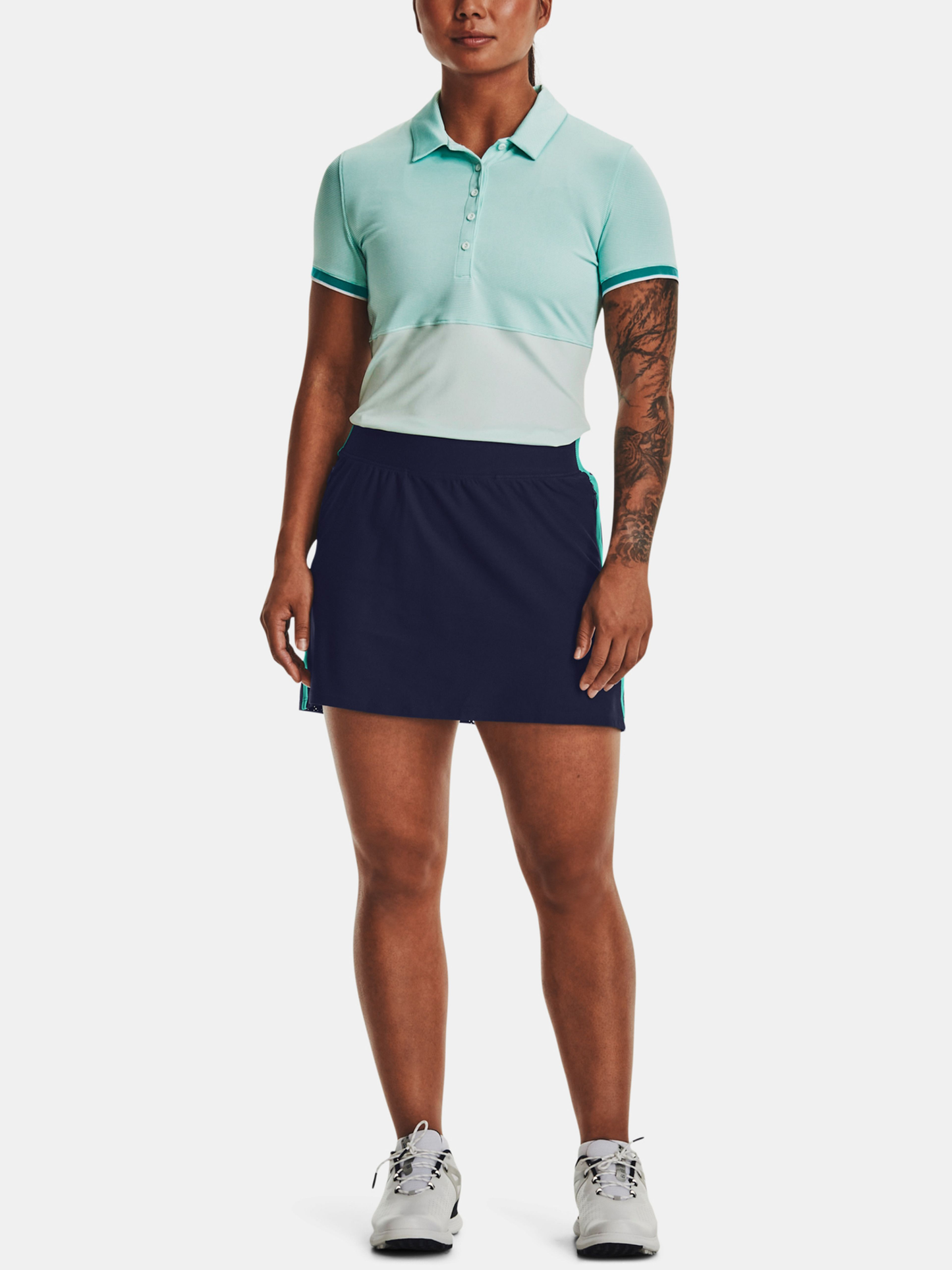 Customized high-quality women's polo shirts with logos, four-way stretch fabric. They are breathable casual jerseys suitable for golf and tennis.