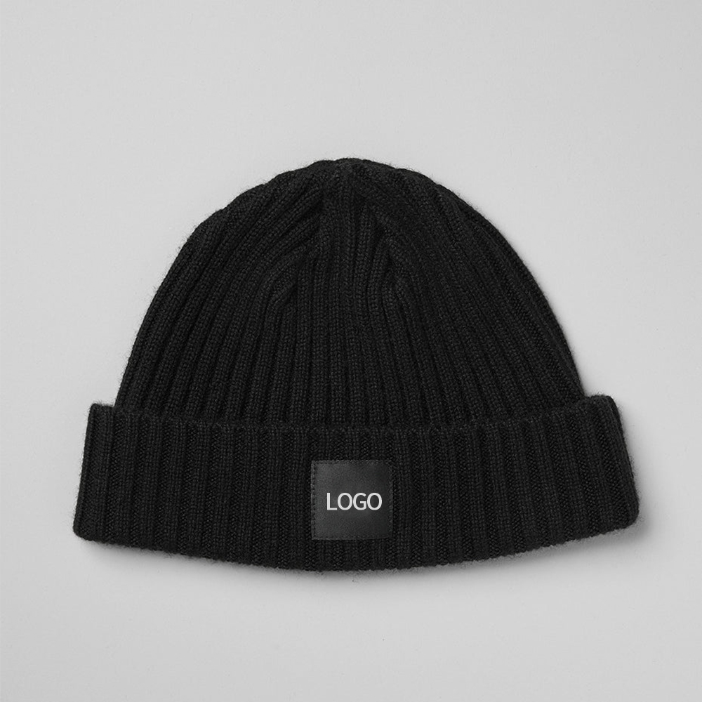 Custom logo unisex high-quality solid color blank dyed solid color winter beanie, acrylic knitted hat with cuffs