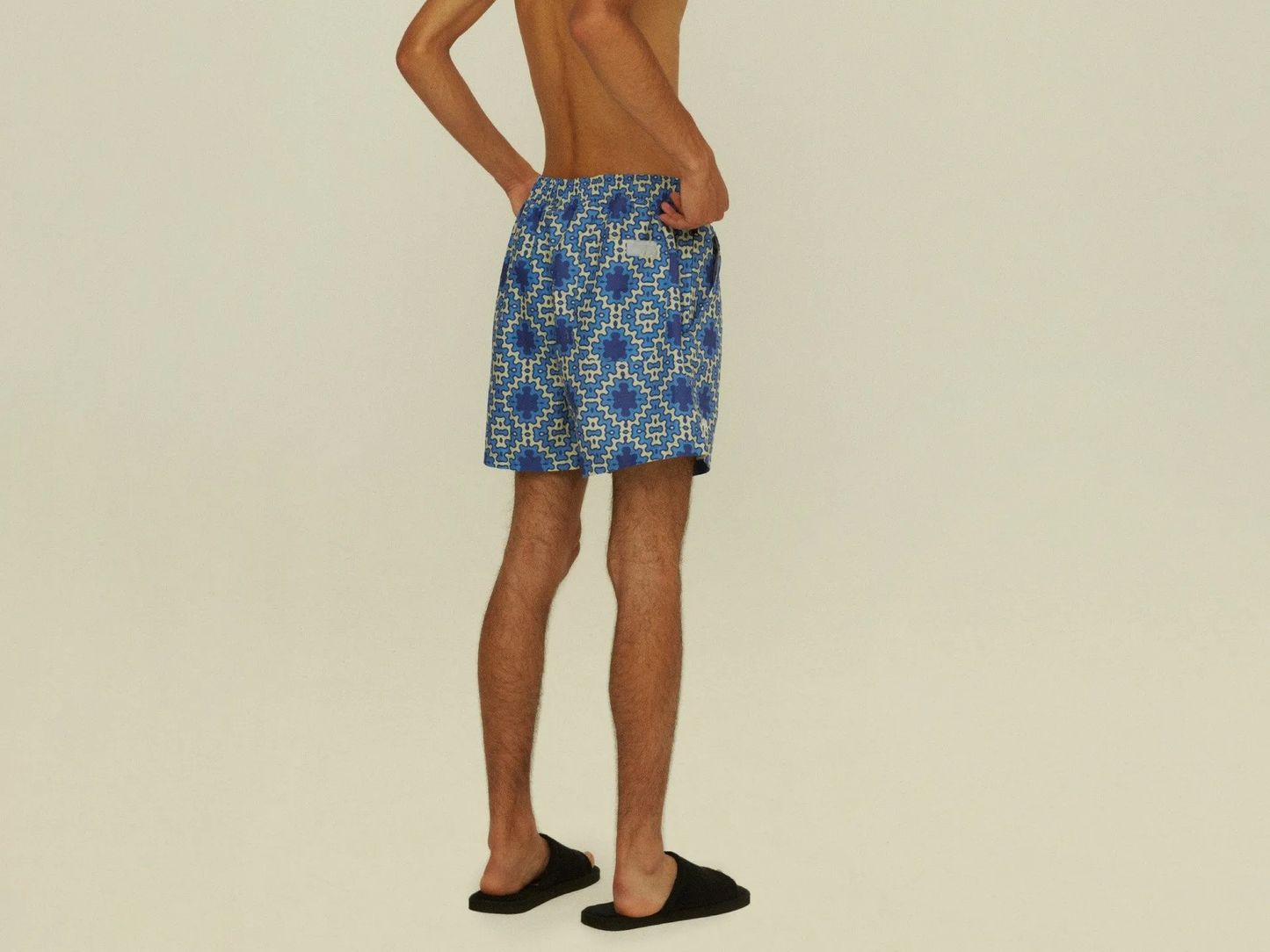 OEM customized high-quality men's elastic-waist casual beach swim trunks with digital printing and logo decoration for surfing