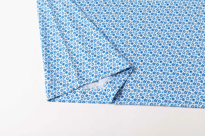 Antimicrobial Quick Dry Polo Shirt with Small Star Pattern in Slim Fit
