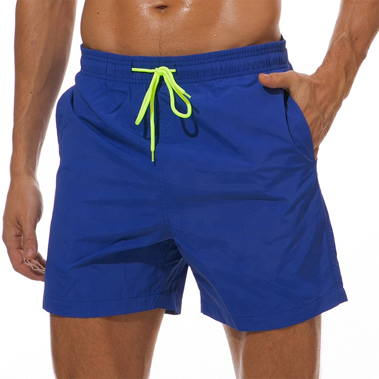 Customized men's fitness, jogging and leisure sports shorts made of polyester with logos, which are hot-selling in summer